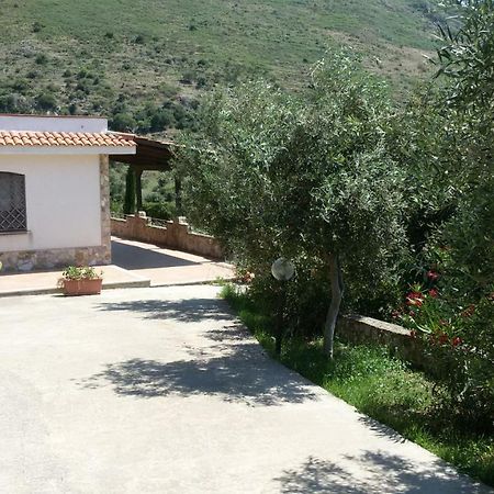 Case Susinna Torretta Capaci Exterior photo