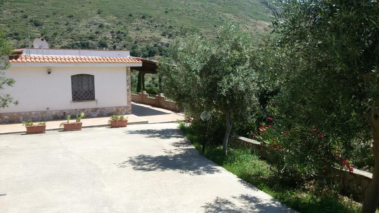 Case Susinna Torretta Capaci Exterior photo
